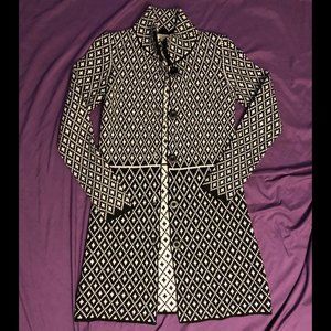 Cocogio Black & White Sweater Coat